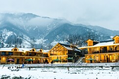 Jade River Resort by Defoy