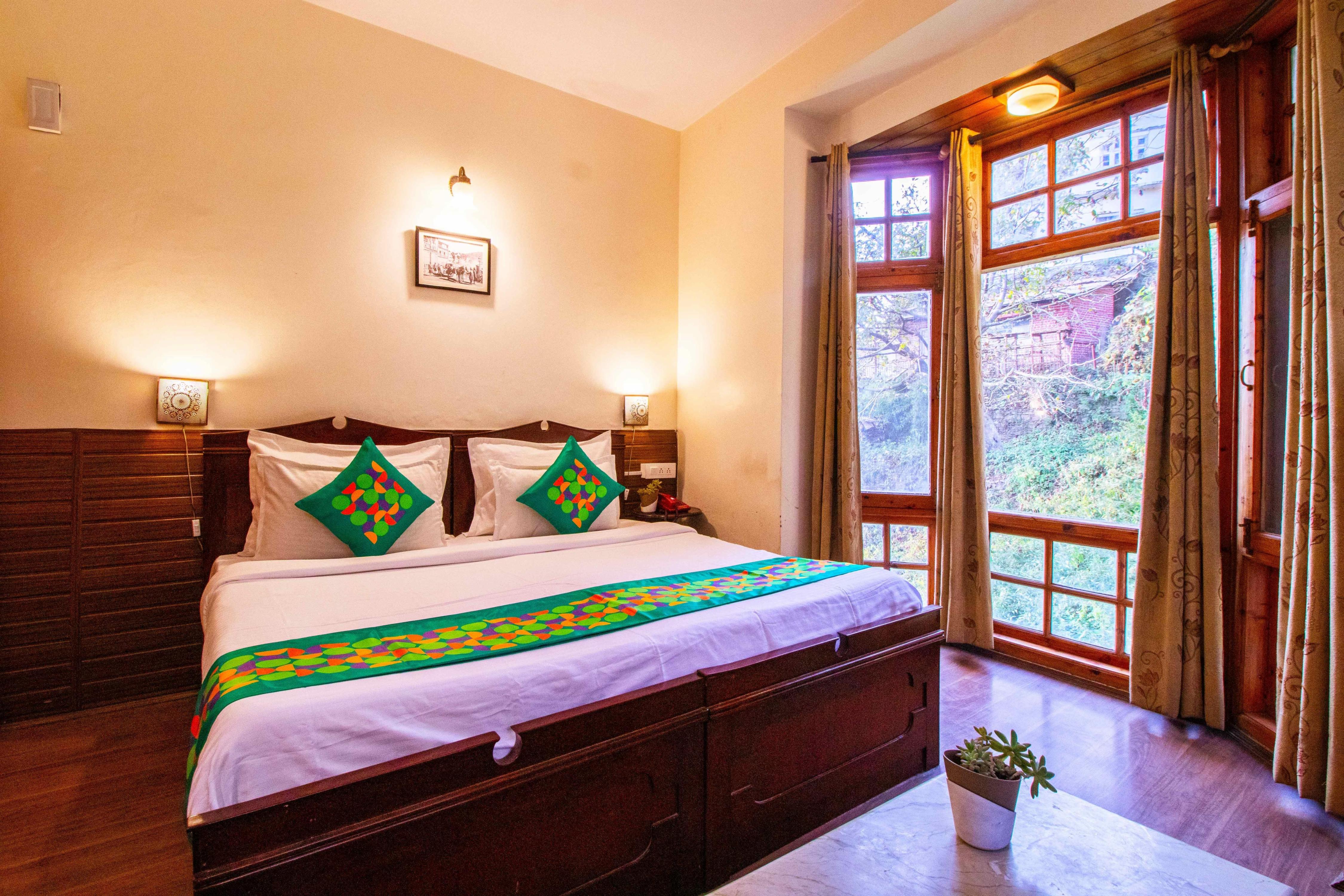 Treebo The Alpine Heritage Residency Room Type - Standard Room