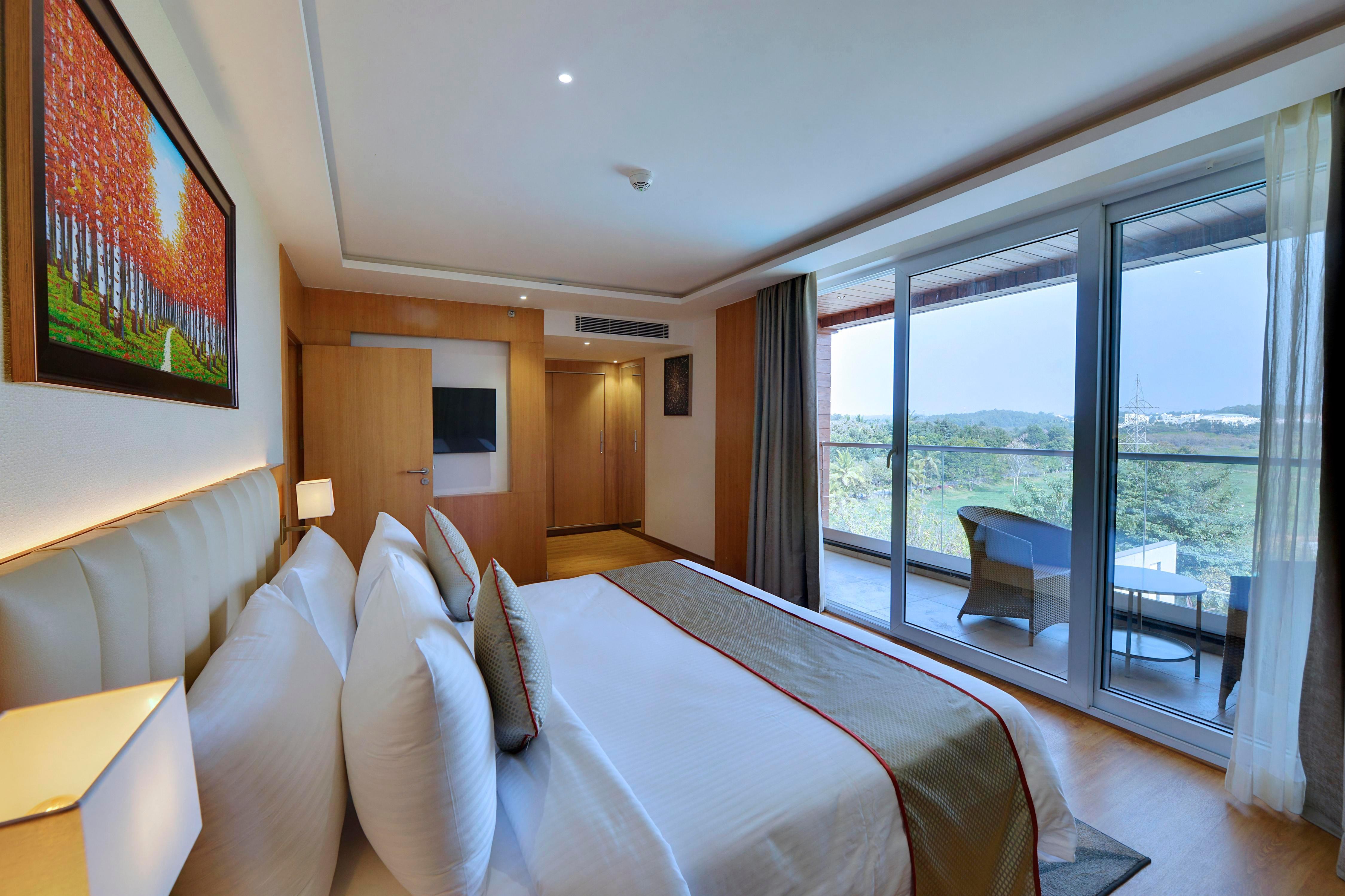 Clarion Hotel Bangalore Room Type - Suite Room