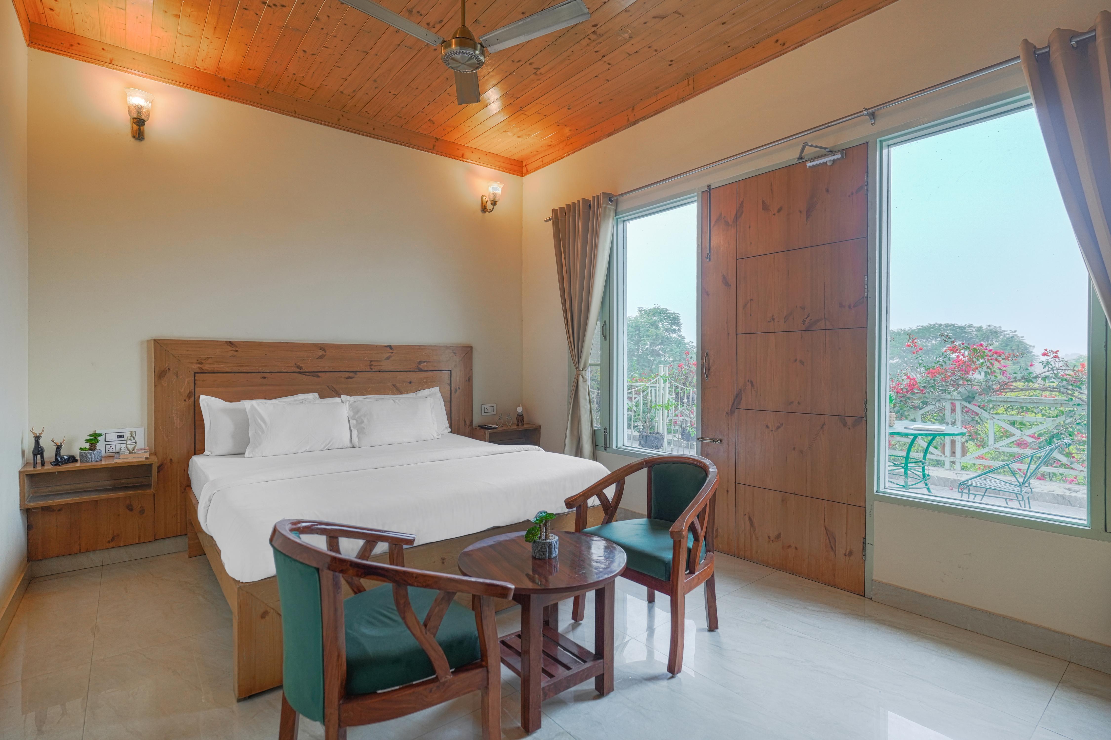 Hotel Sarai Bharatgarh Room Type - Executive Forest view with Balcony