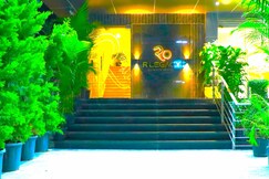 R Legacy Hotel