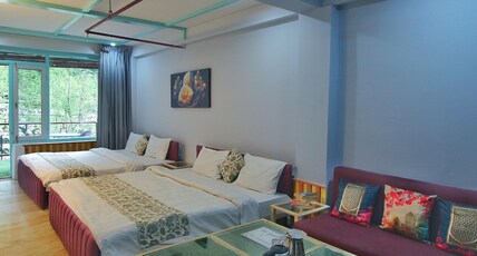 Apple Flower Room Type - The Grand Family Suite with Mountain View and Personal Balcony - 3 Beds and 2 Bathrooms, in Blossom 