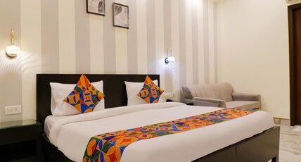 FabHotel RR Residency - DLF Cyber City Room Type - Premium Room