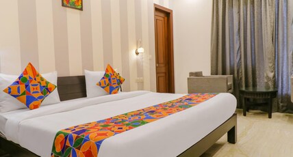 FabHotel RR Residency - DLF Cyber City Room Type - Deluxe Room