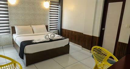 D Green Hotels Cochin Room Type - Classic AC Room