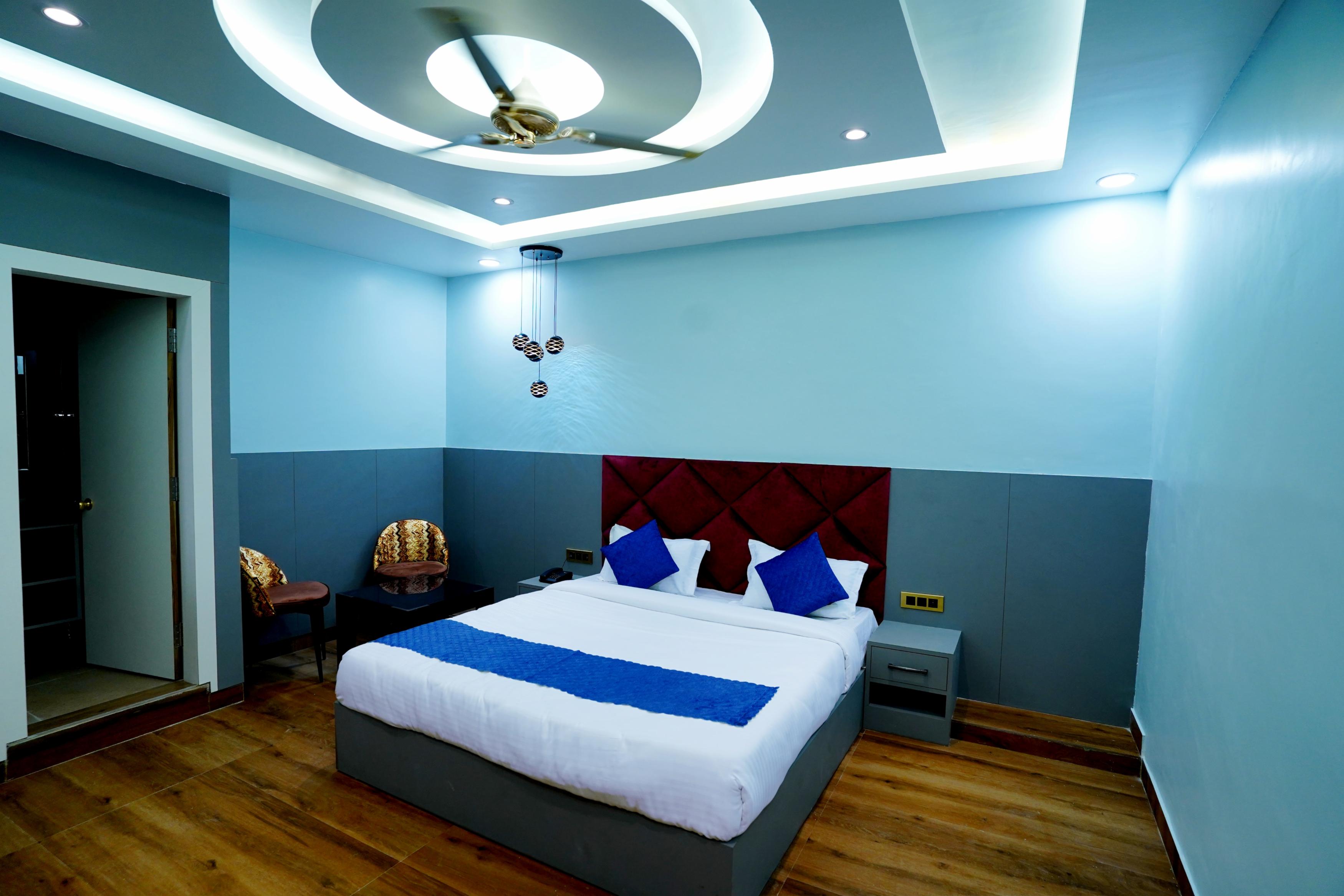 THE ROYALE AMOR HOTEL AND BANQUET
