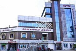 Hotel Narendra Plaza