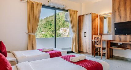 Hotel Woodlark Room Type - Twin Room AC With Balcony