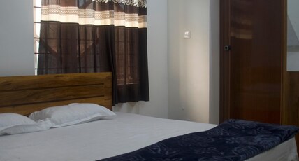 Hillside Hideaway Room Type - Deluxe Double Room Hillside Hideaway Room Type - Deluxe Double Room