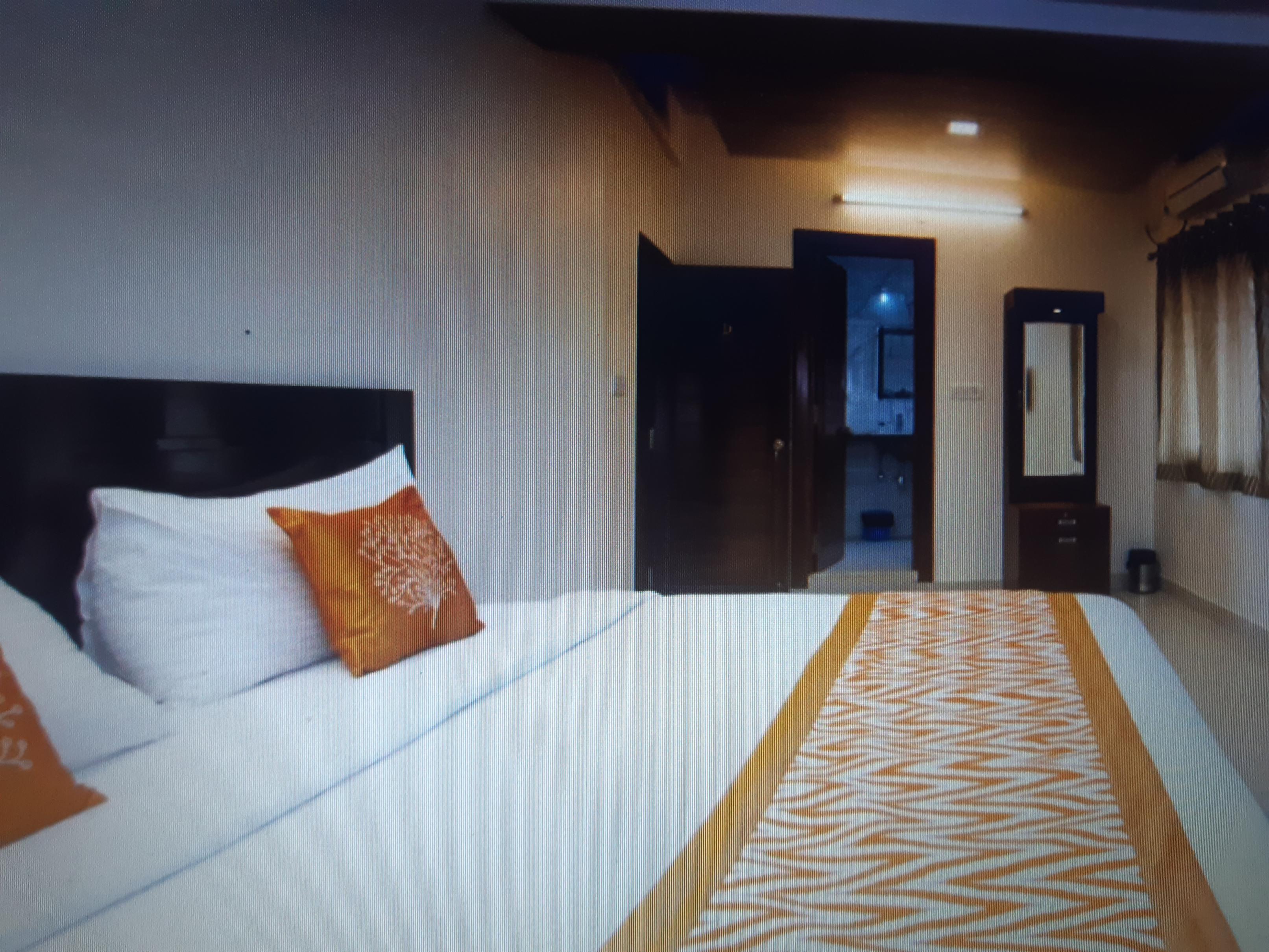 Eyrie Hospitality - Tap to explore photos