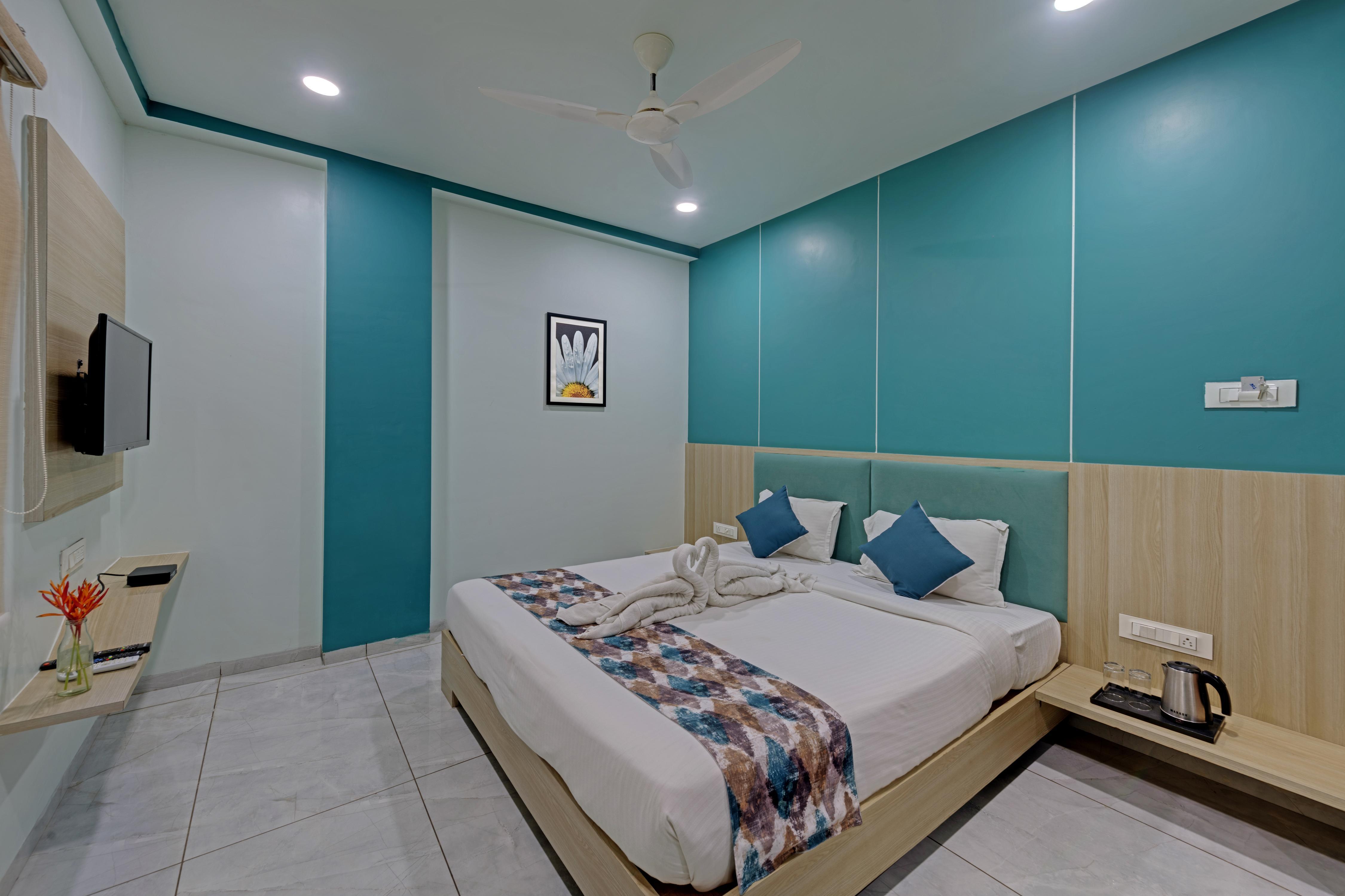 Sai Unity Boutique Stay Room Type - Super Deluxe