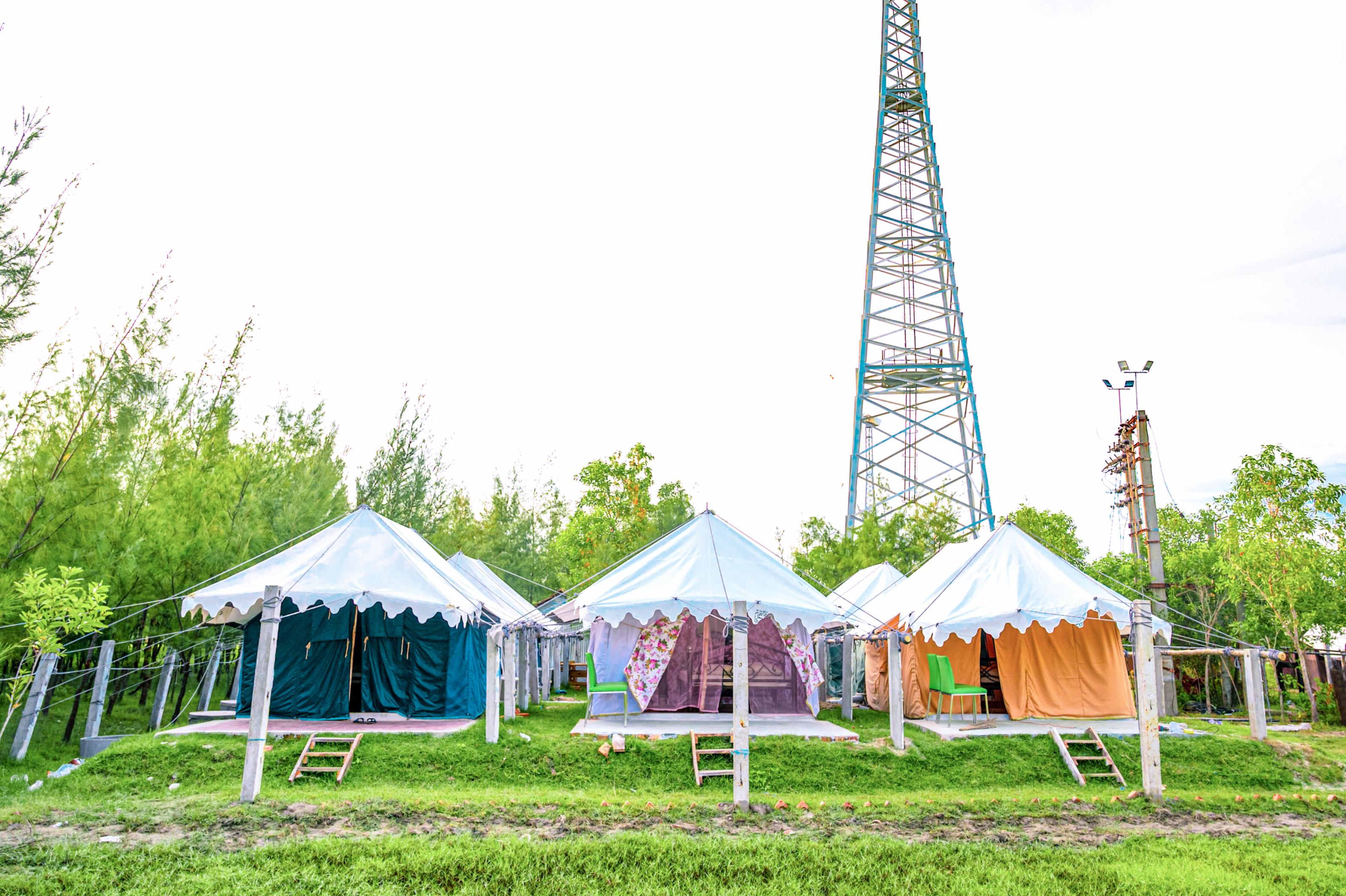 BAKKHALI ECO PARK AND LUXURY TENTS Room Type - Air Conditioned Swiss Tents (Attached Washroom)