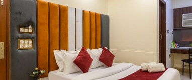 Hotel Prem Deluxe 2 Min Walk From New Delhi Railway Station