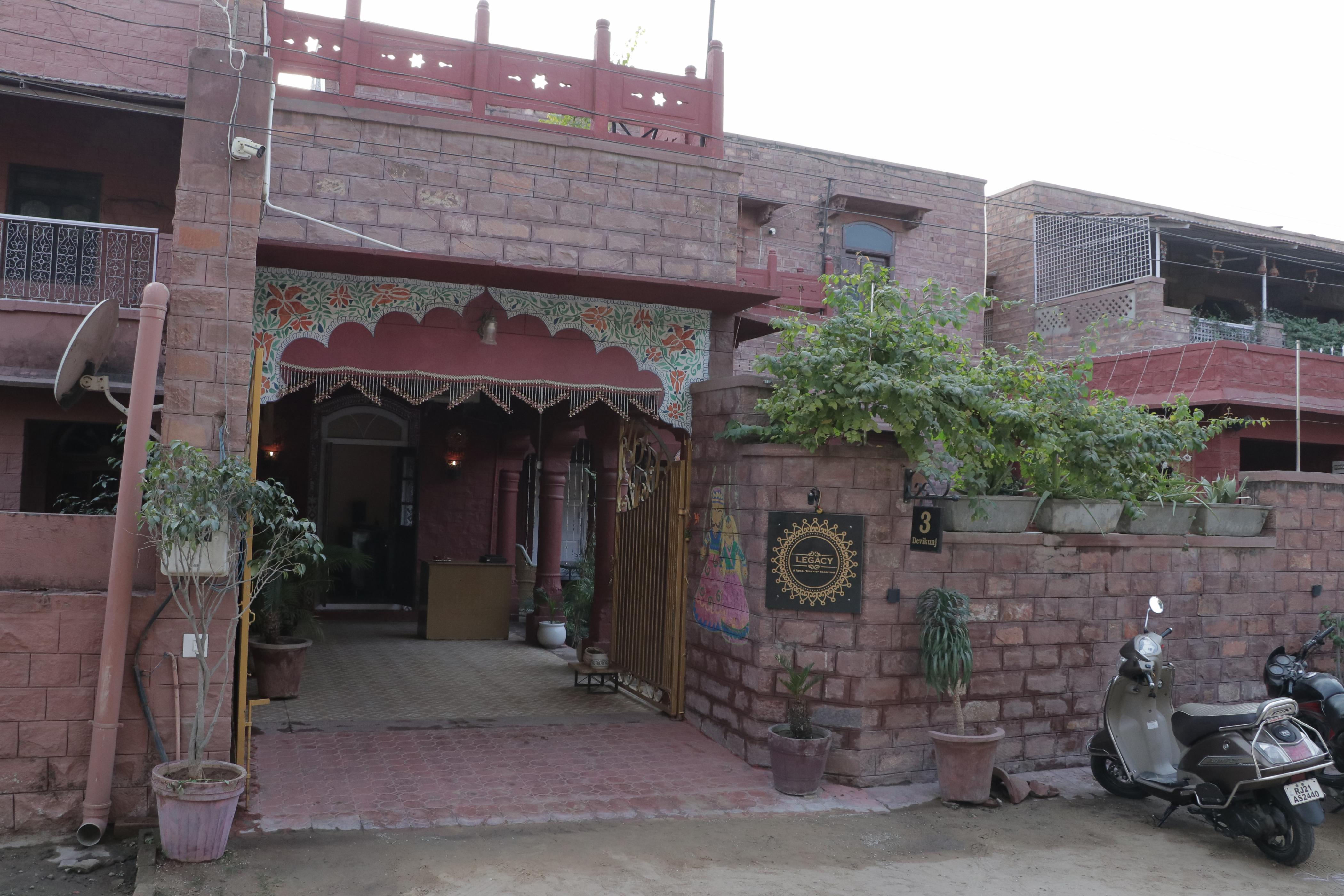 Main gallery