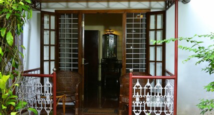Waltons Homestay Fort Cochin Room Type - Delux D2 Aircon
