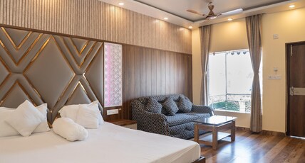 Holiday Beach Resorts, Mandarmani Room Type - Deluxe Room with Bathtub