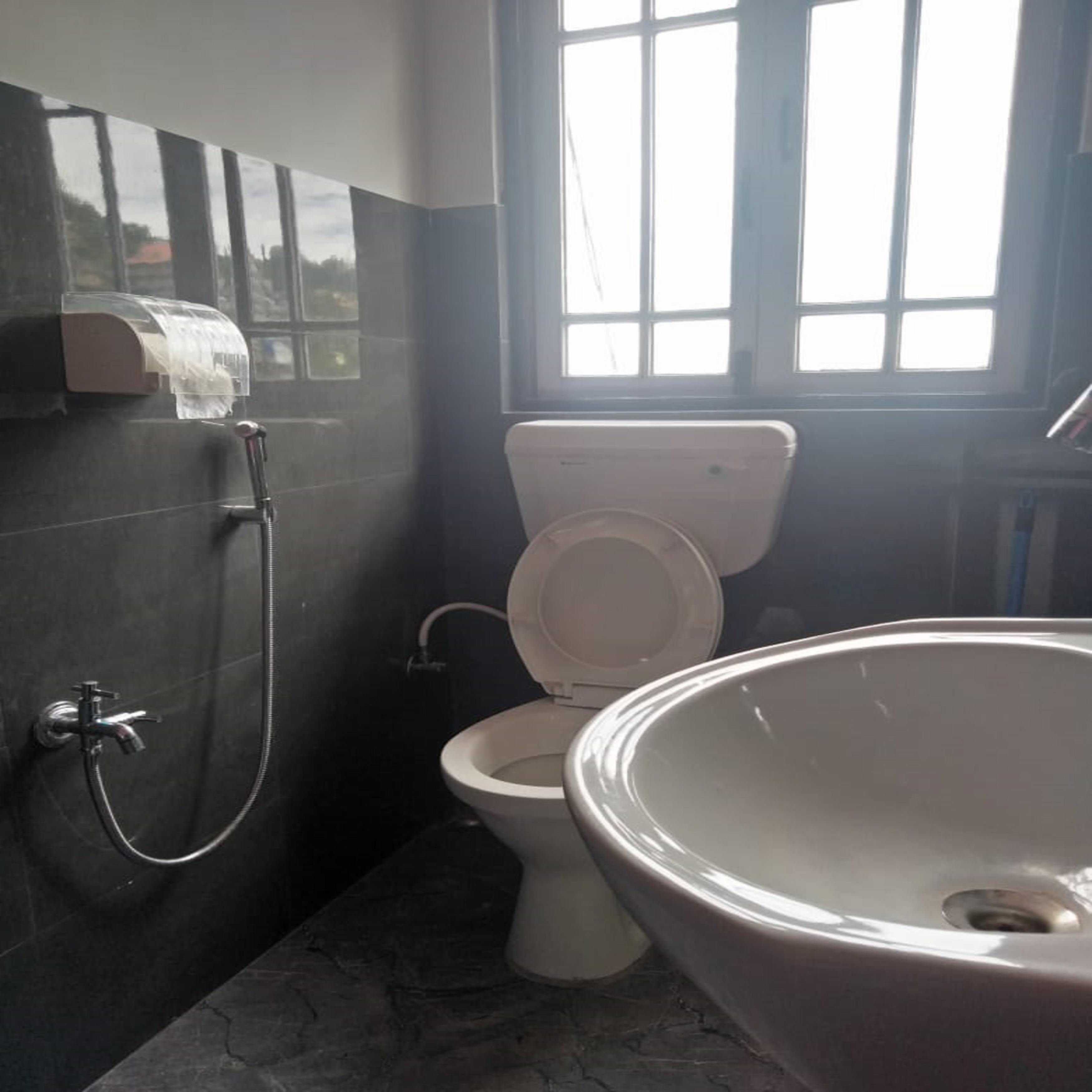 U Turn Rai Homestay - Tap to explore photos