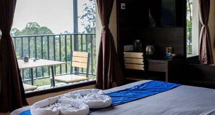 Dolphin Nose Retreat  Room Type - Heavenly Suite