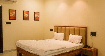 AKAY Resort & Villas Room Type - Luxury Room AKAY Resort & Villas Room Type - Luxury Room