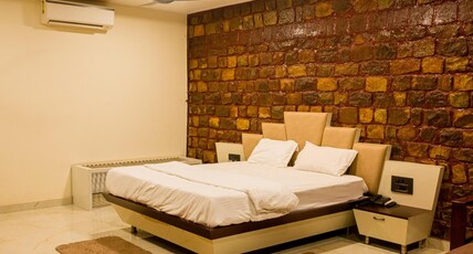 AKAY Resort & Villas Room Type - Premium Rooms AKAY Resort & Villas Room Type - Premium Rooms