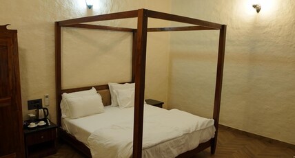 AKAY Resort & Villas Room Type - Mud House AKAY Resort & Villas Room Type - Mud House