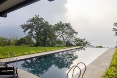 SaffronStays Solasta, Mulshi