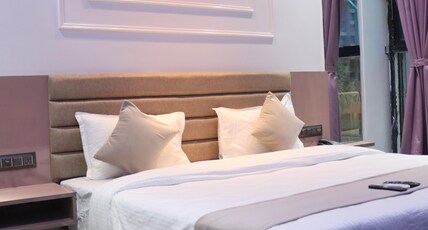 Hotel Czar Inn Room Type - Deluxe Room