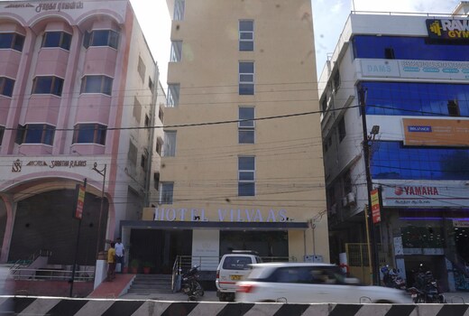 HOTEL VILVAAS