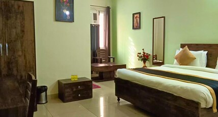 White House Country Inn Room Type - Deluxe Room