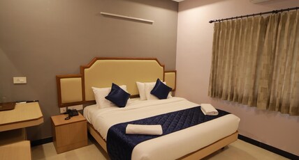 Majestic Hotel Room Type - QUEEN FAMILY SUITE 2BHK Majestic Hotel Room Type - QUEEN FAMILY SUITE 2BHK