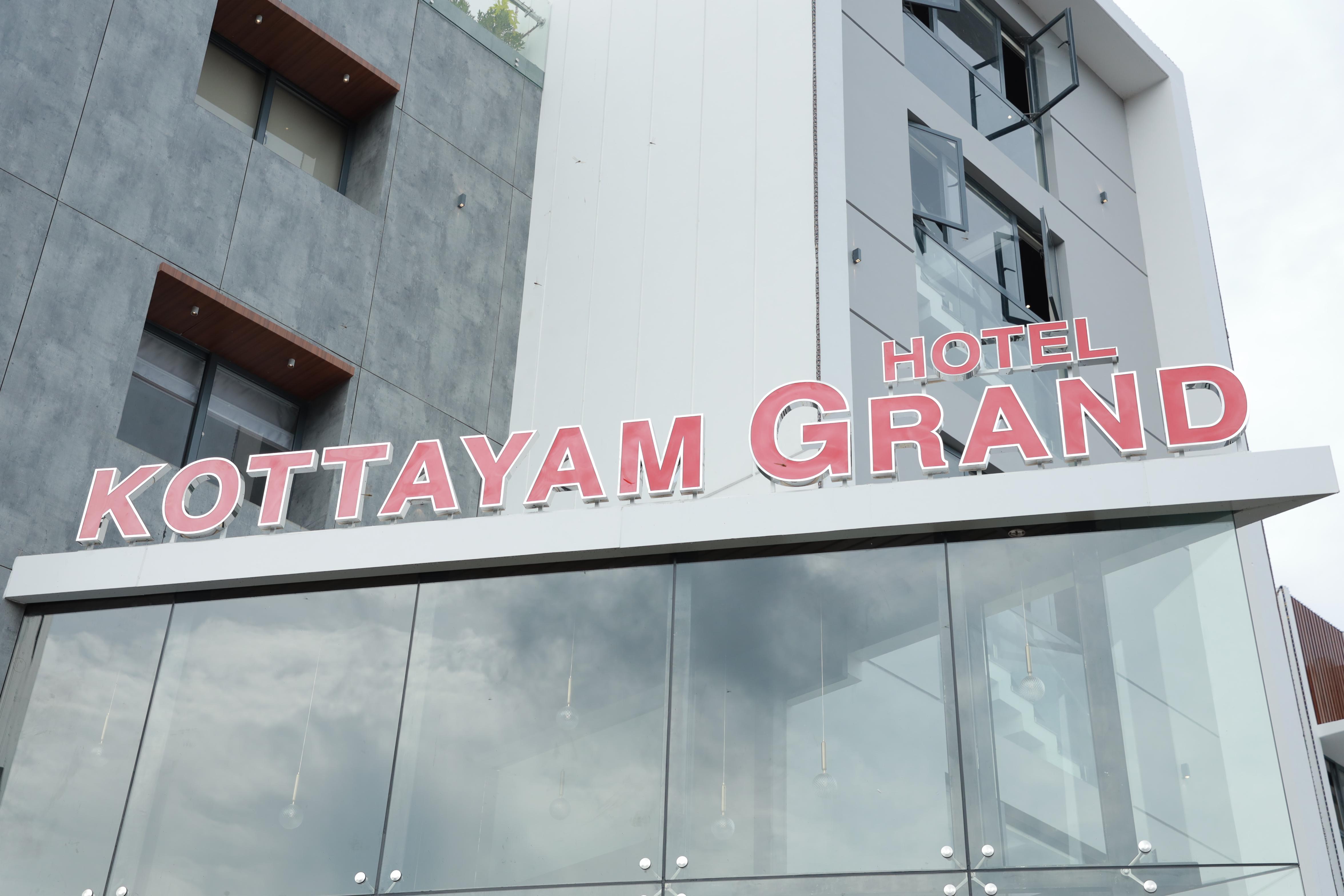 Hotel Kottayam Grand - Tap to explore photos