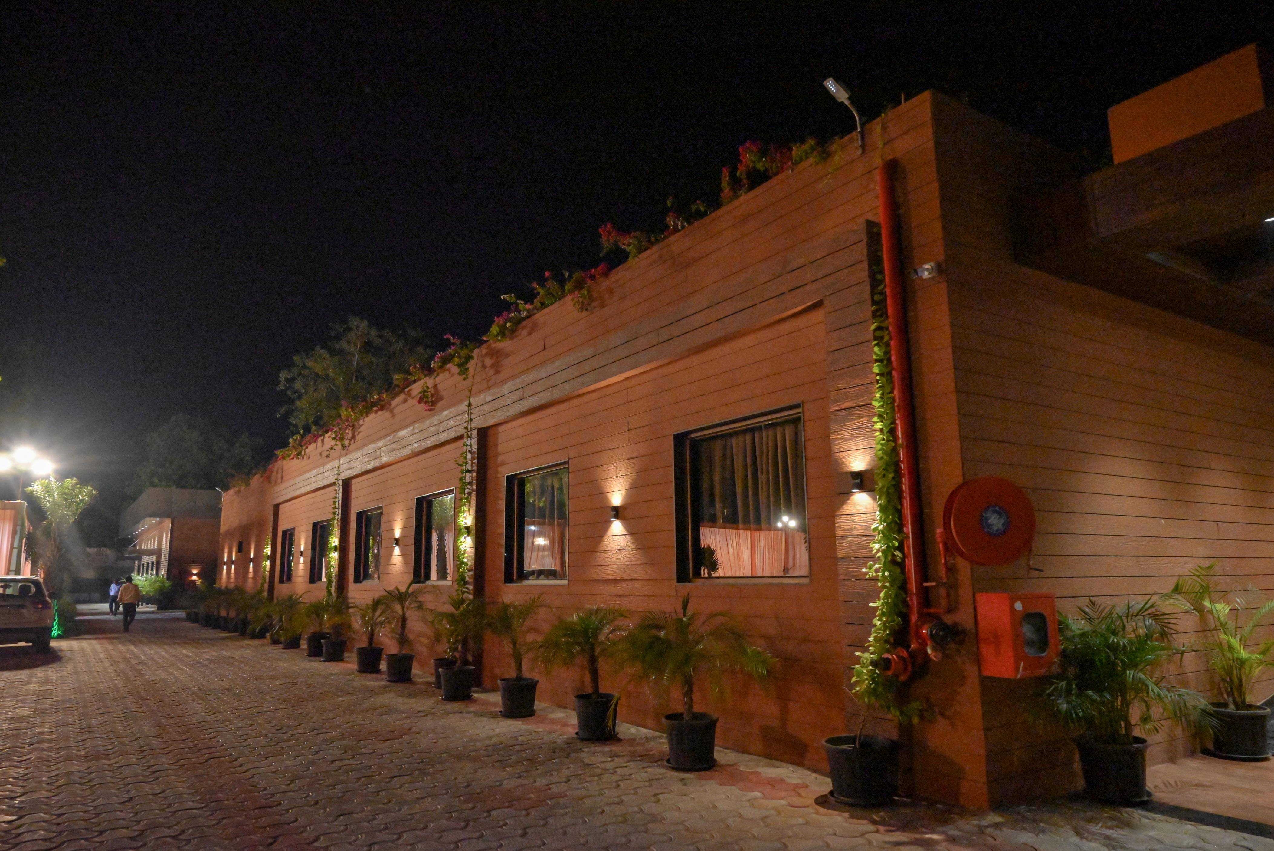 M D Farms & Resorts - Tap to explore photos