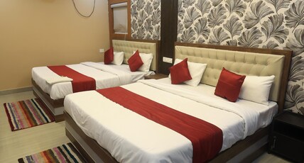 HOTEL SPACE SETTER Room Type - SUITE  ROOM