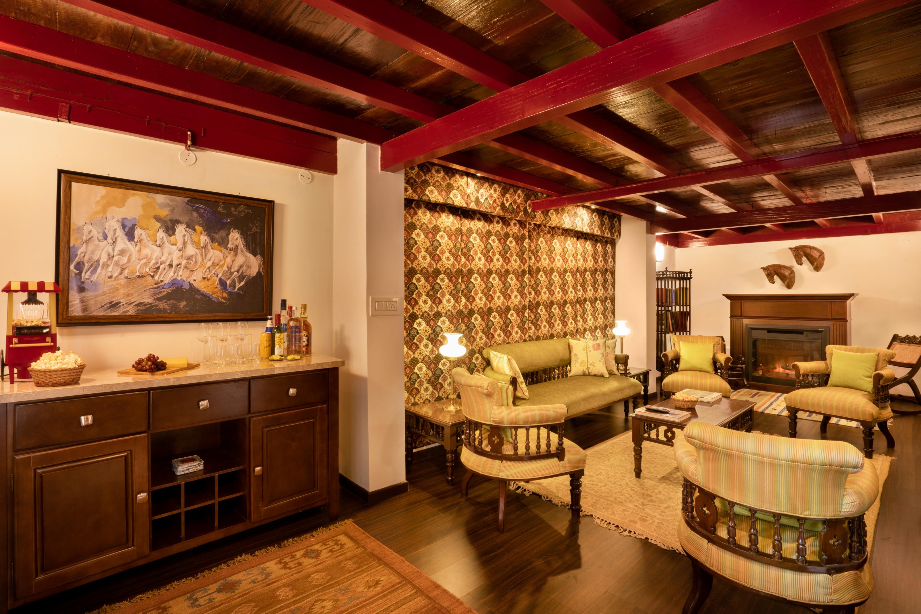 Gramercy House - A LuxUnlock Private Villa - Tap to explore photos