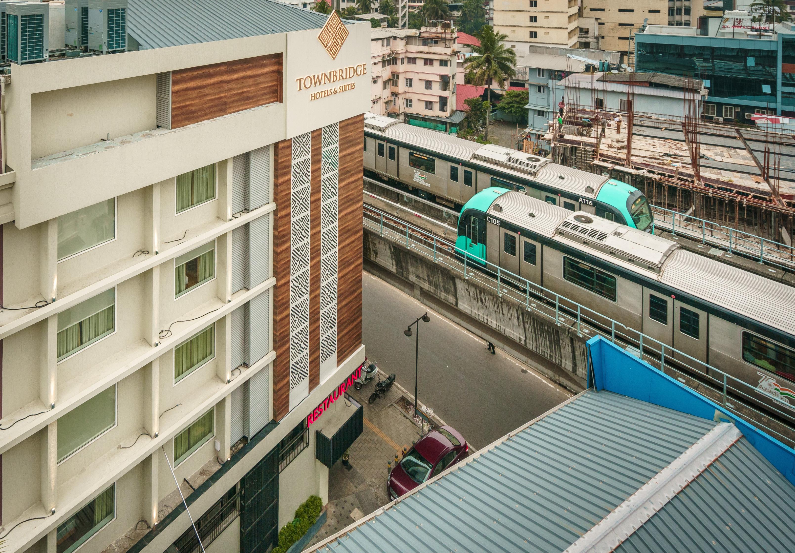 TOWNBRIDGE HOTELS AND SUITES - Tap to explore photos