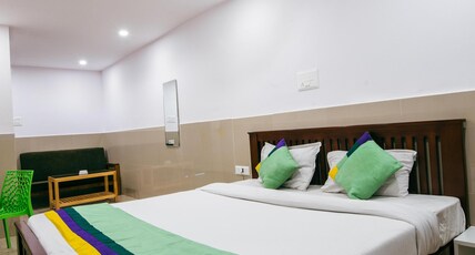 Treebo Empire Executive, Hinjewadi Room Type - Standard Room