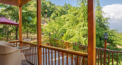 WOW STAYZ2 Ashoka Grand Room Type - Close to Heaven