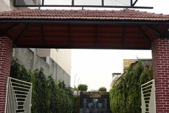 Park Plaza Green Resort