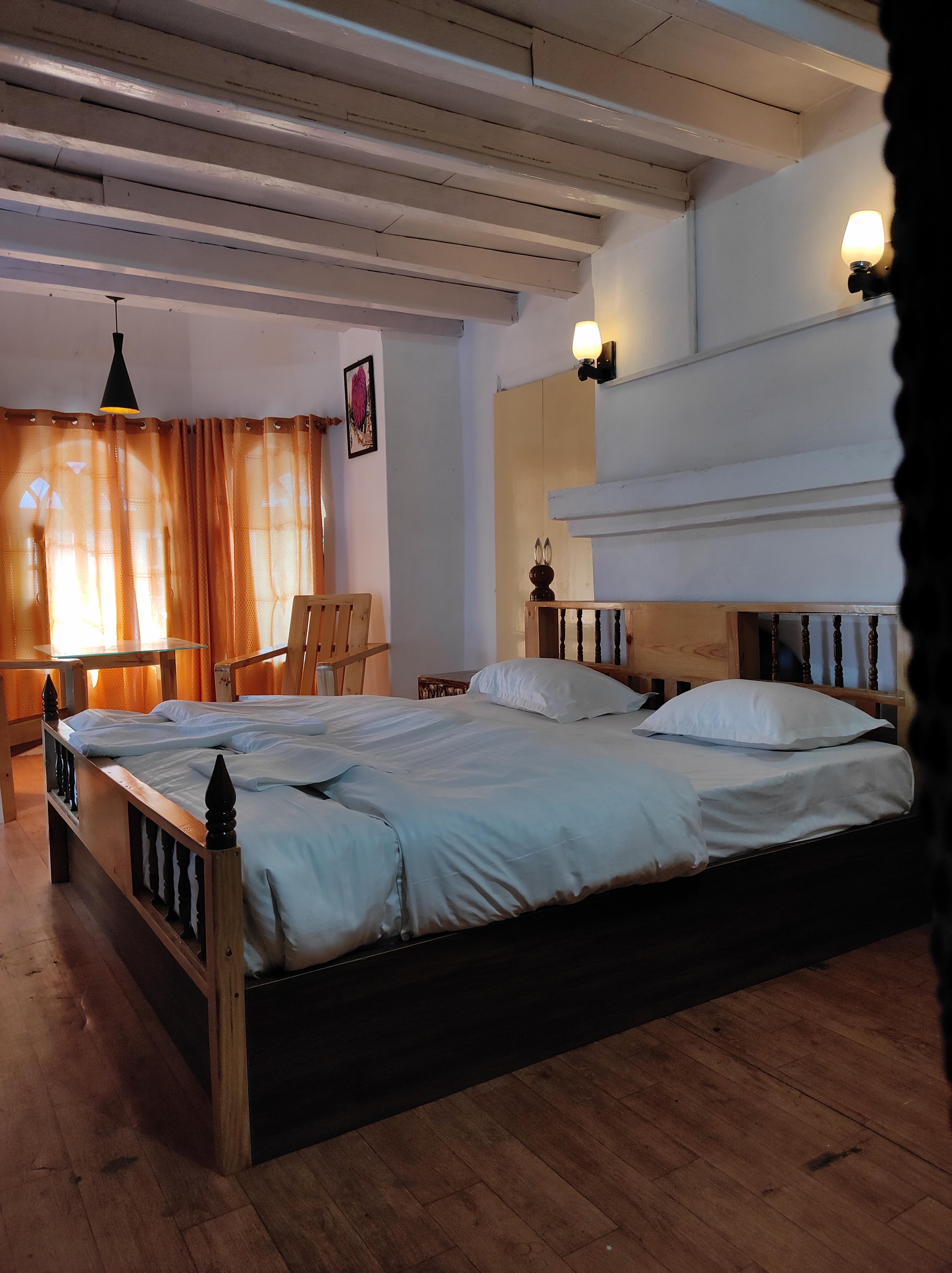 Gable Cottage - A Prefect Peaceful Place To Stay - Tap to explore photos