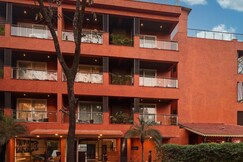 Golden Tulip Goa Vagator