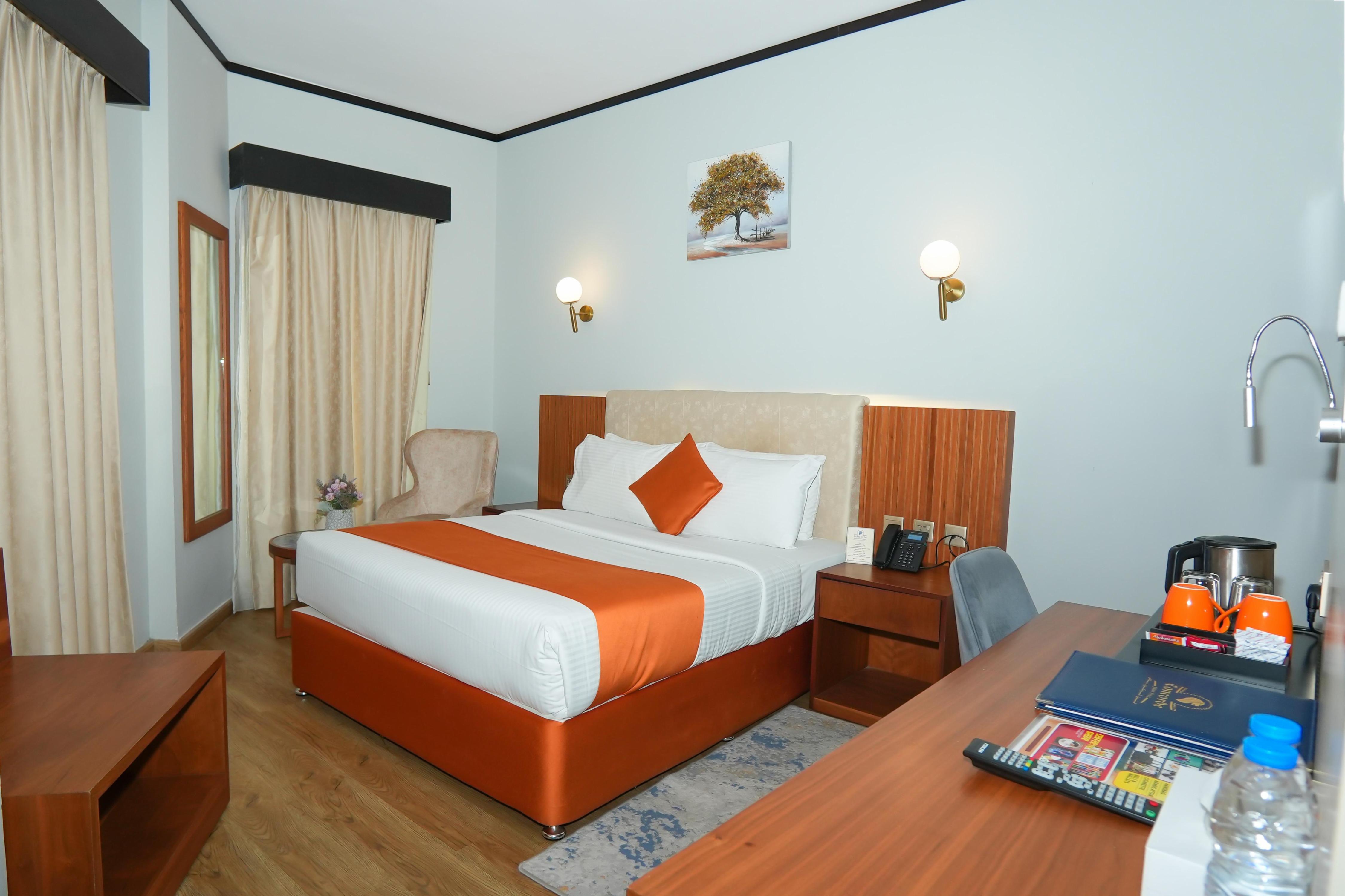 Concorde Palace Hotel Bur Dubai - Tap to explore photos