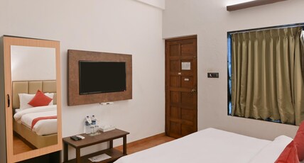 Vaarsa By Bay Hotels Room Type - Deluxe Room