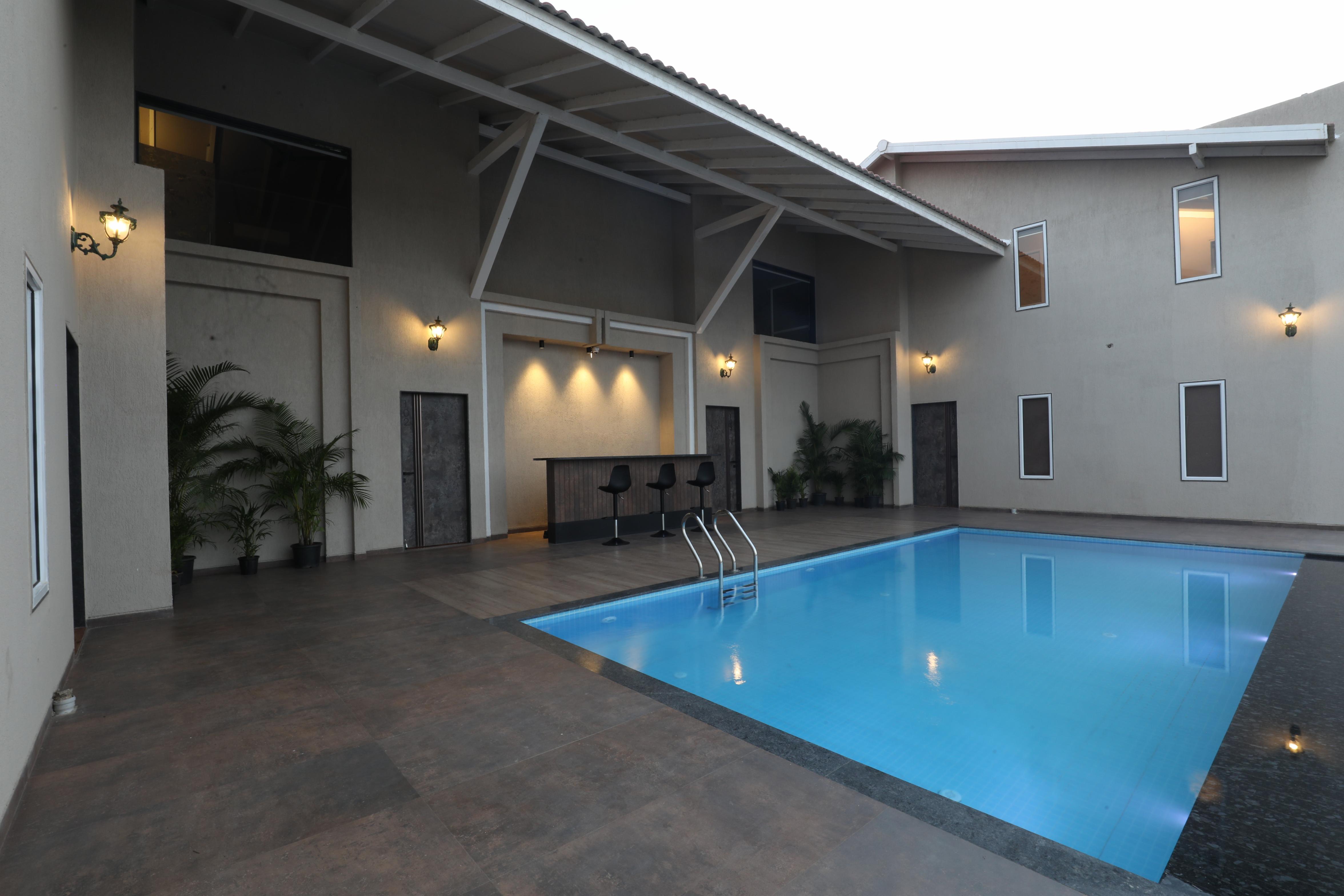 Isola Luxury Farm Suites - Tap to explore photos