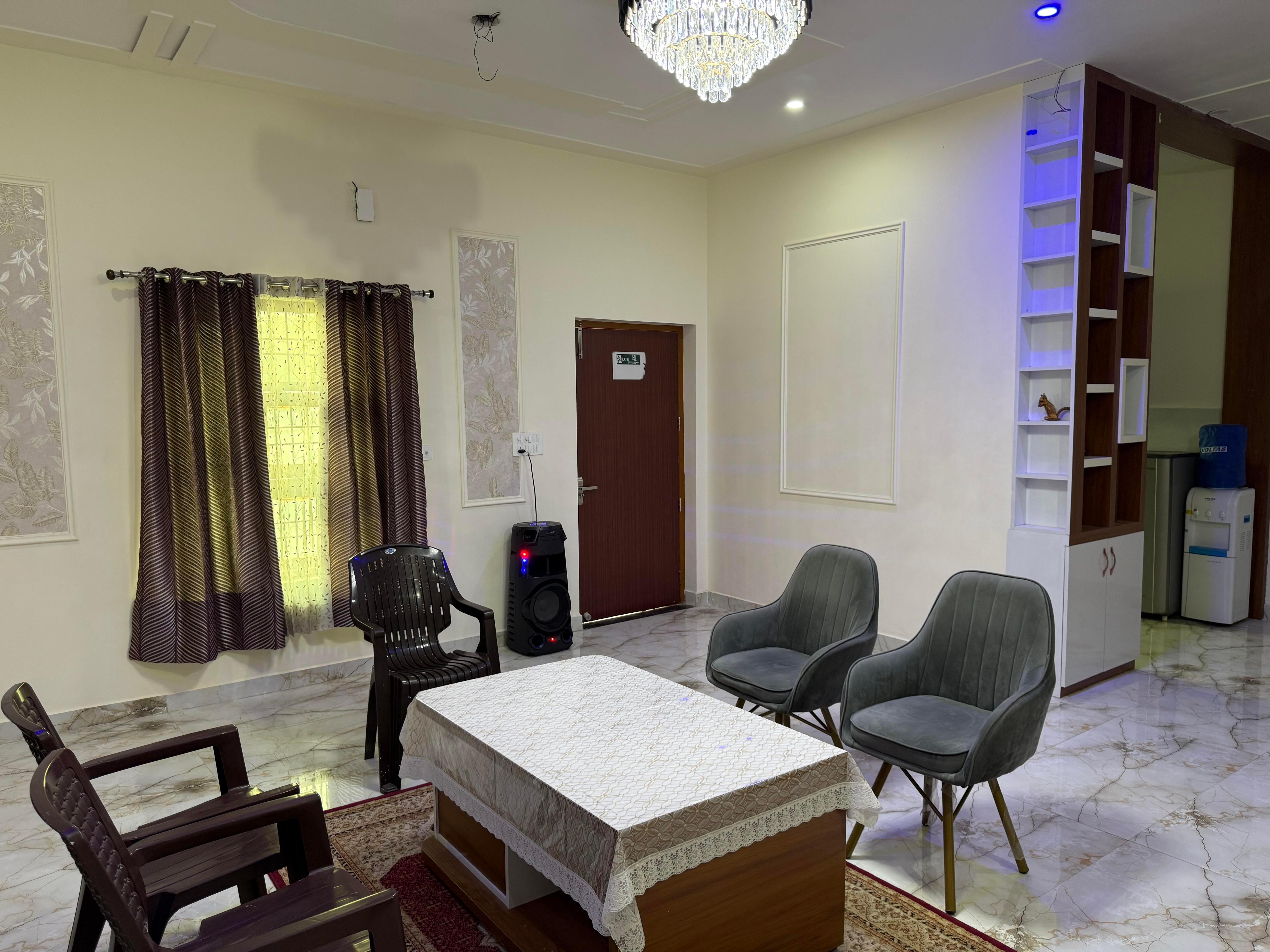 LR House Room Type - LR House