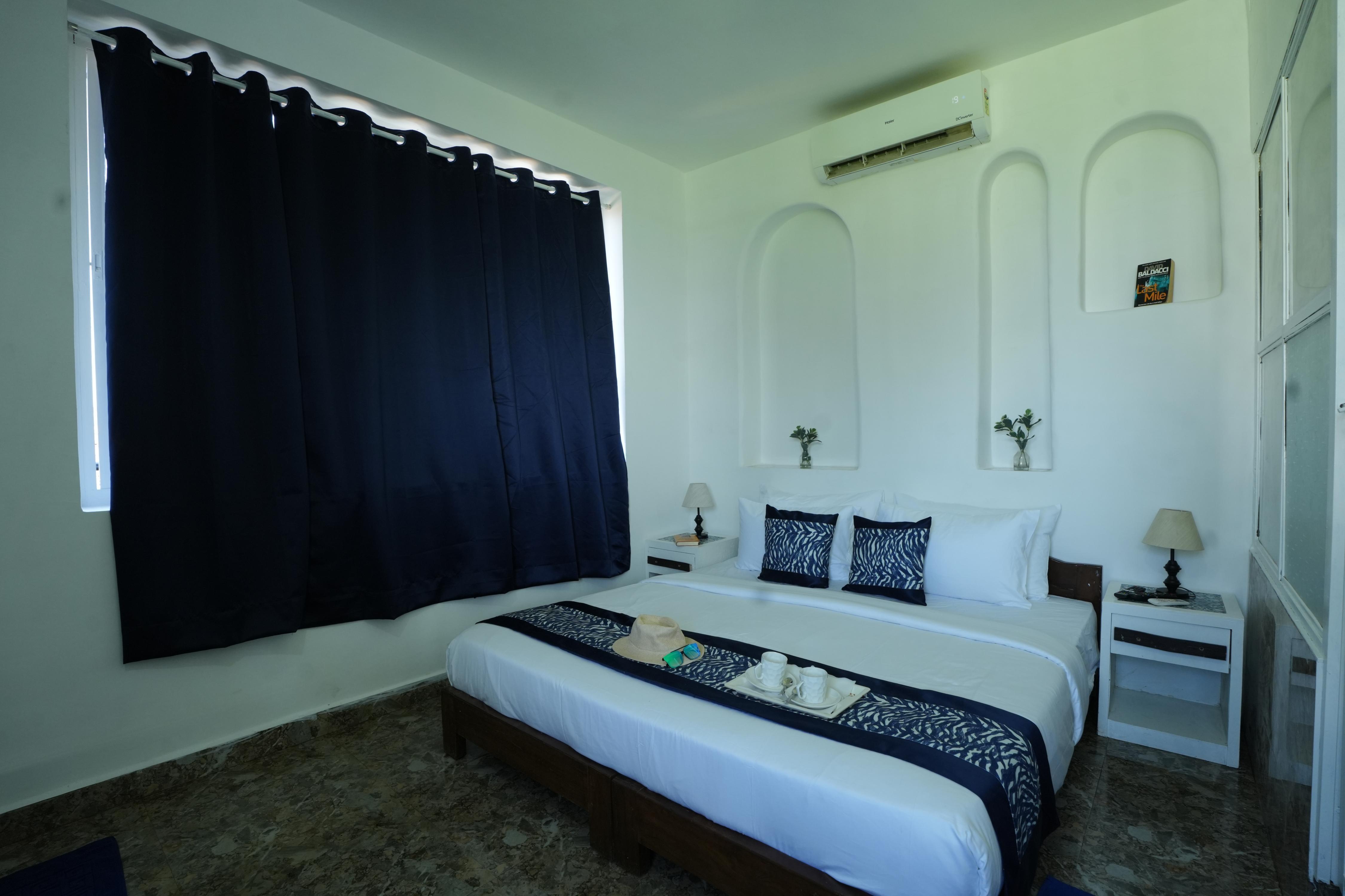 Beachouse Beachfront Cottages and Suites - Tap to explore photos