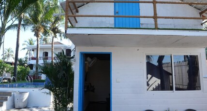 Beachouse Beachfront Cottages and Suites Room Type - Garden View Cottages