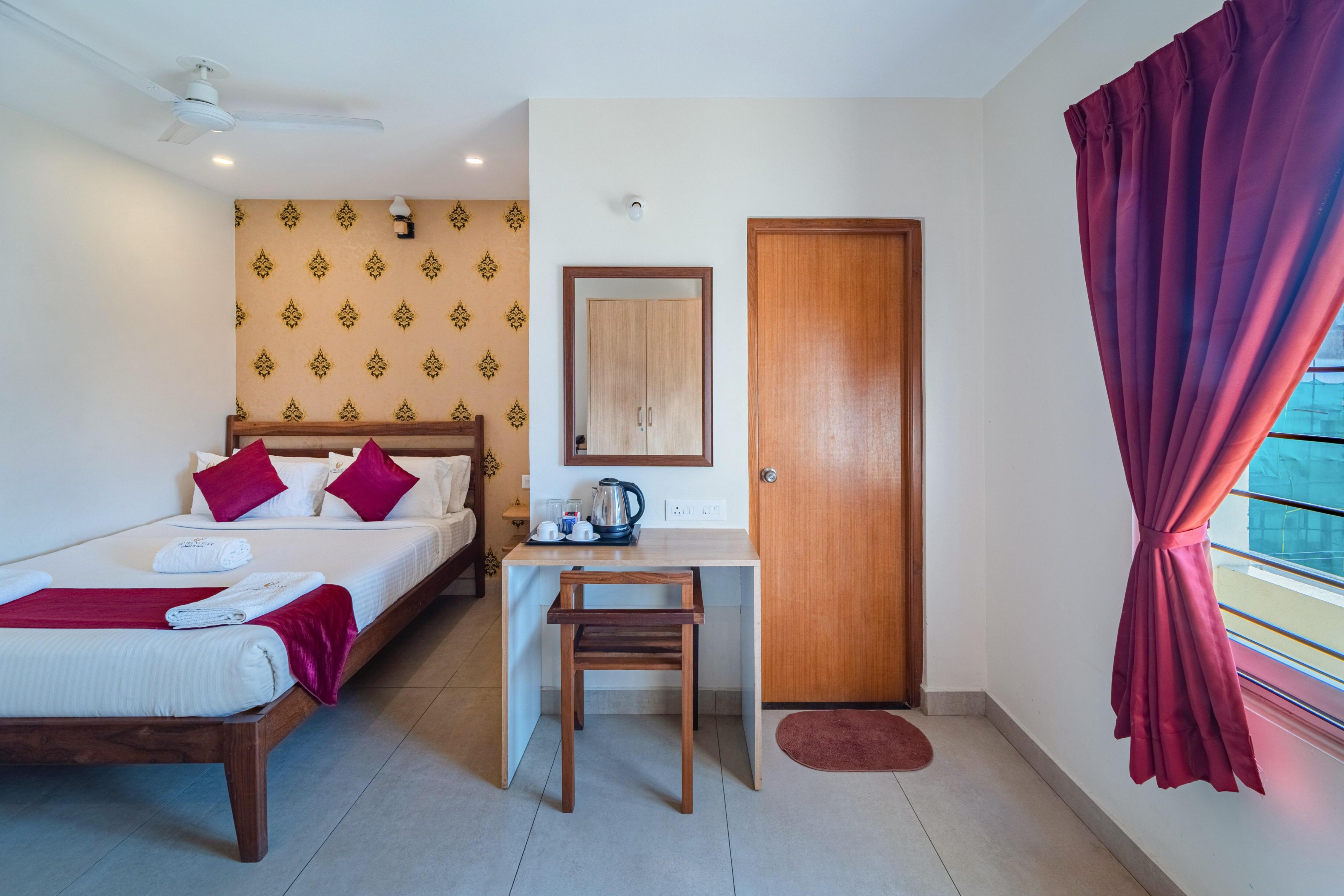 SGN Hotels Pondicherry Room Type - Superior Queen Room