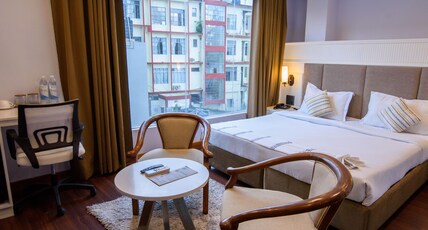 Emerald Hotel Room Type - Deluxe Suite