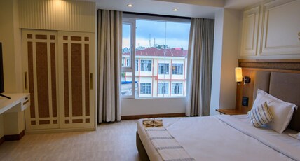 Emerald Hotel Room Type - Presidential Suite