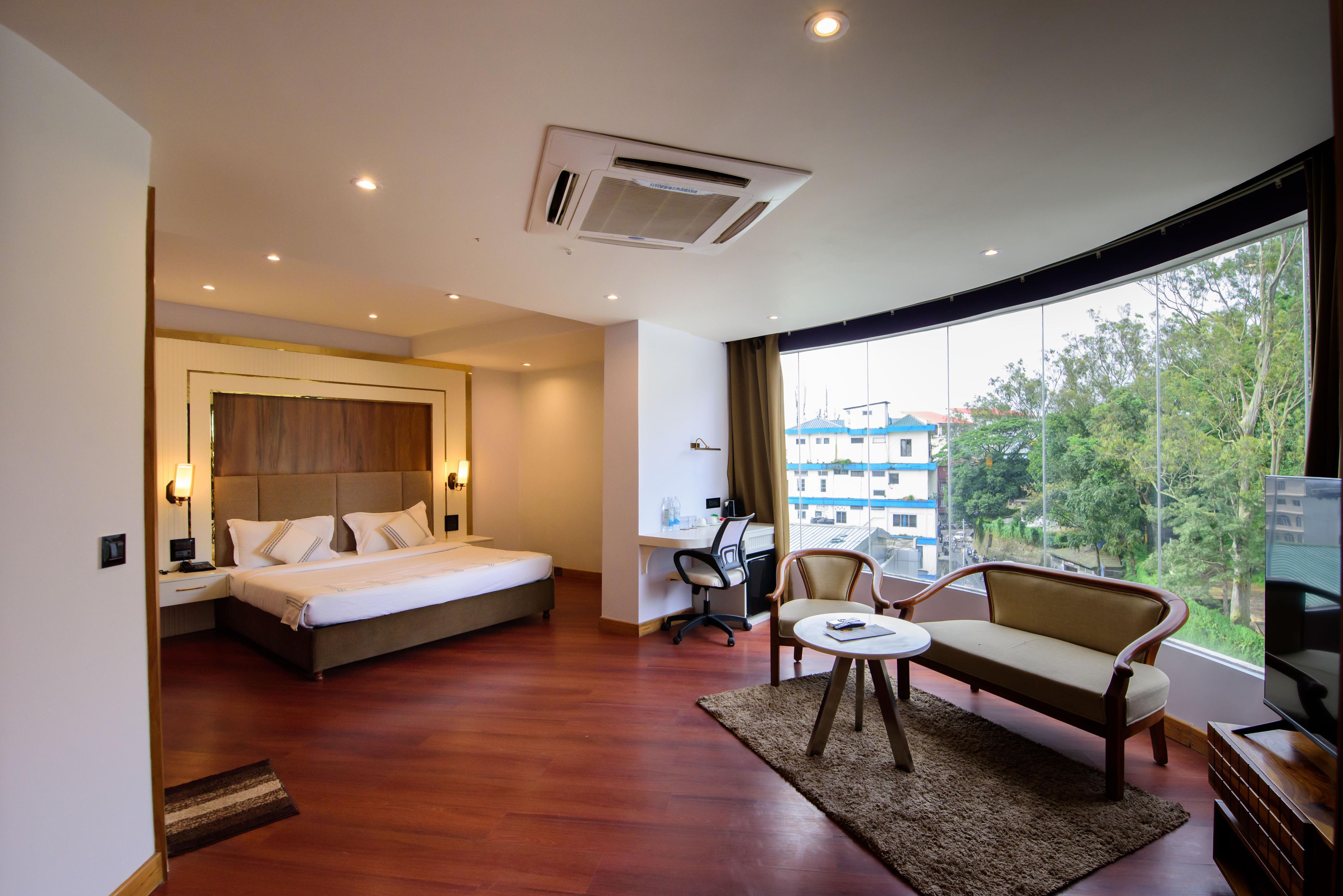 Emerald Hotel Room Type - Executive Suite